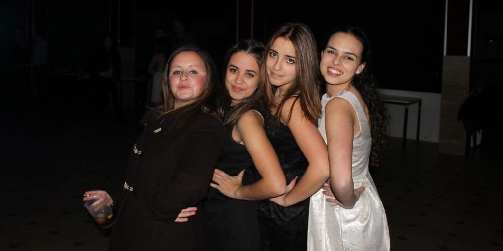 Carlaaa97_'s profile banner image