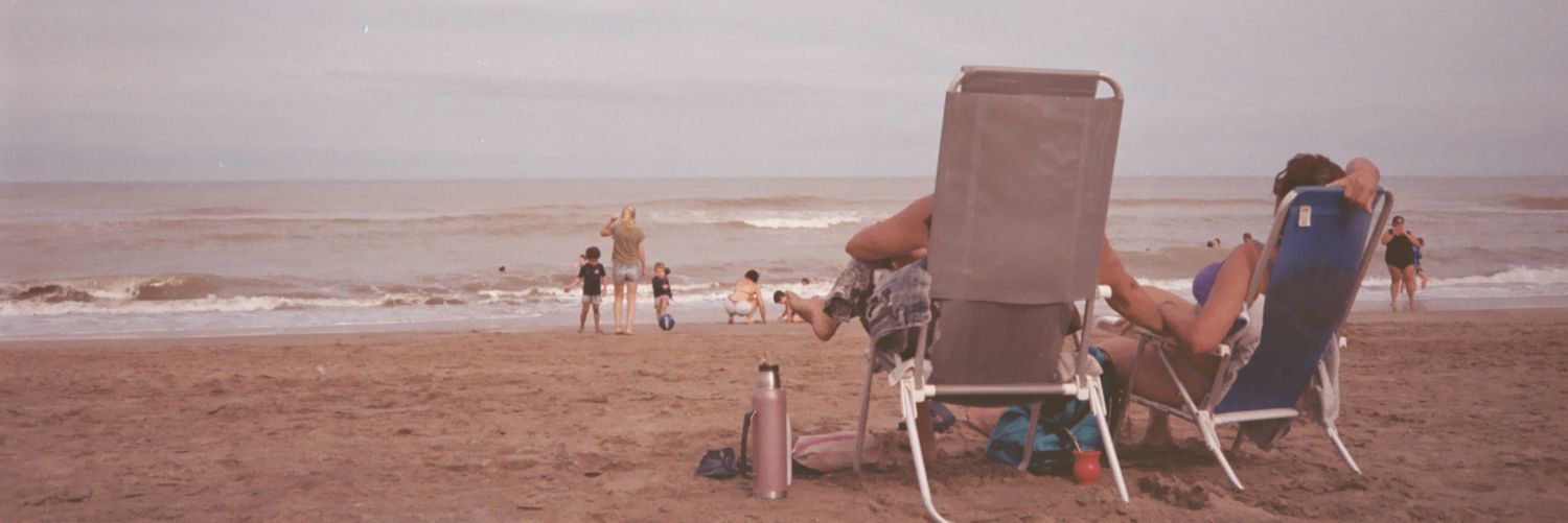 cami_bruni's profile banner image