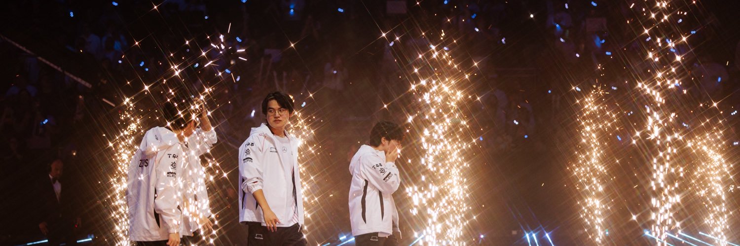 defcotton's profile banner image