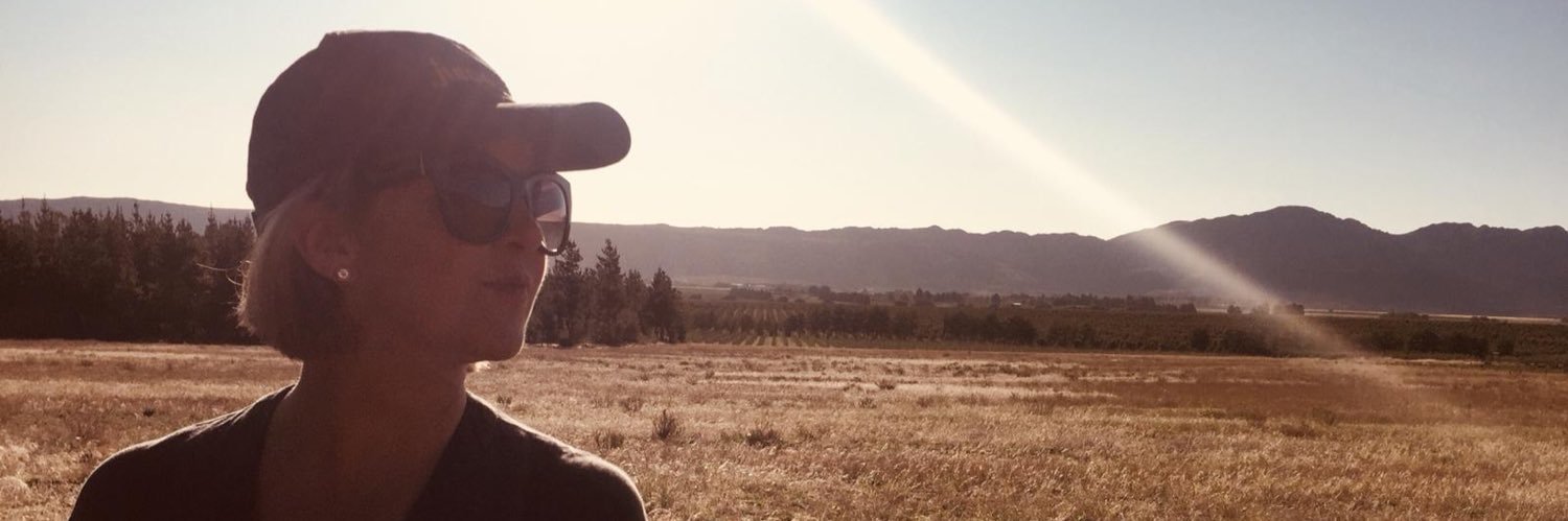 MsNikkiChapman's profile banner image