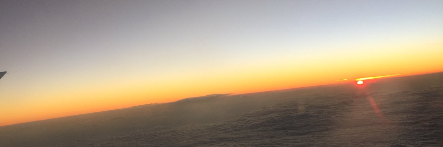 isabelcorzza's profile banner image