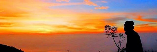selembarlagi's profile banner image
