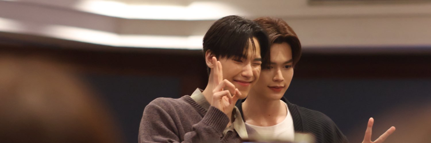 _chormwng's profile banner image