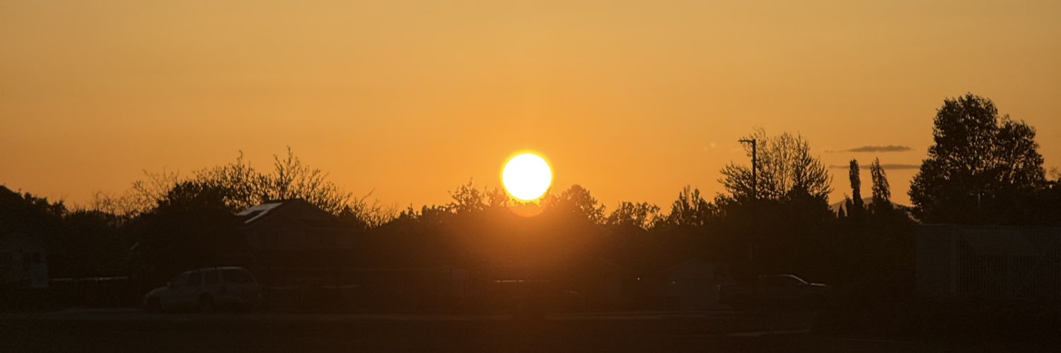 mbmrnda's profile banner image
