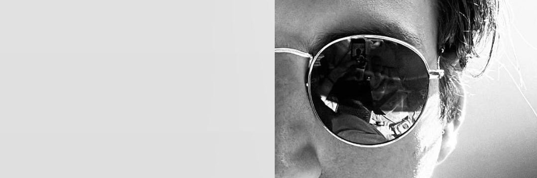 yekmil's profile banner image