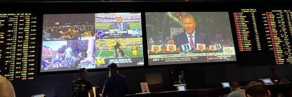 greissisright Profile Banner