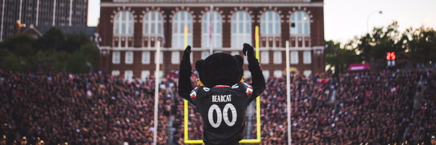 Bri_Hen's profile banner image