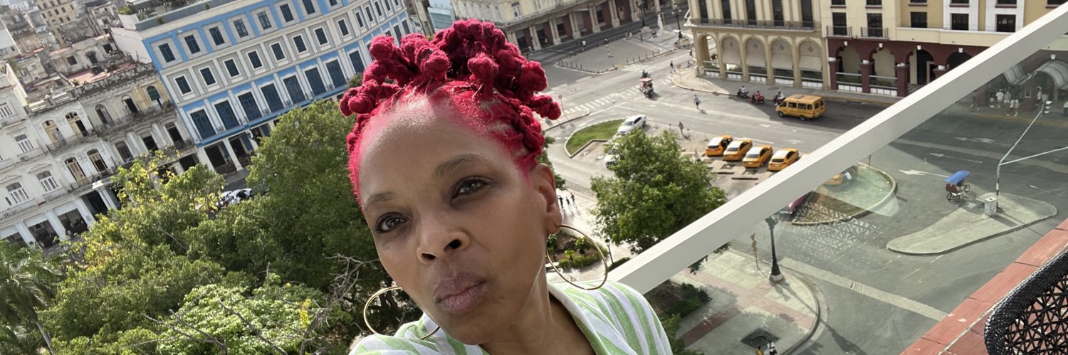 lorie_jackson's profile banner image