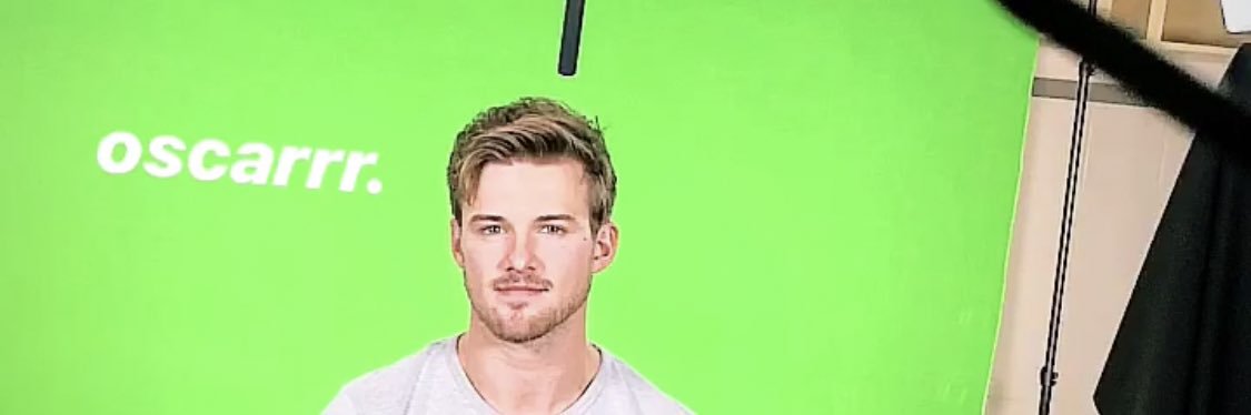 erickasim's profile banner image