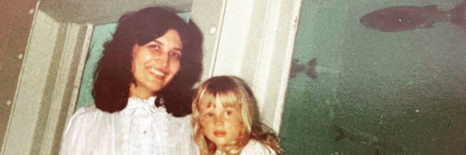 Evelyn Pérez-Verdía banner