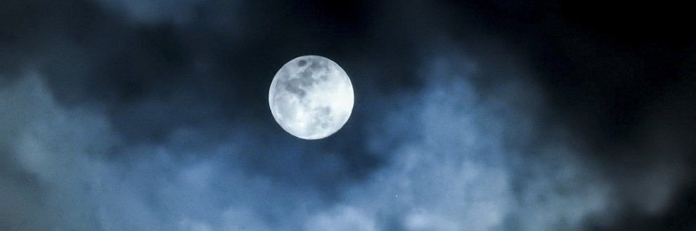 DOBLETWEET's profile banner image