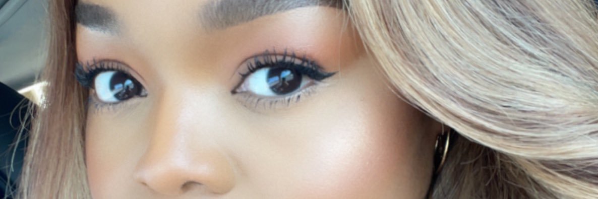 thatglocalchic's profile banner image