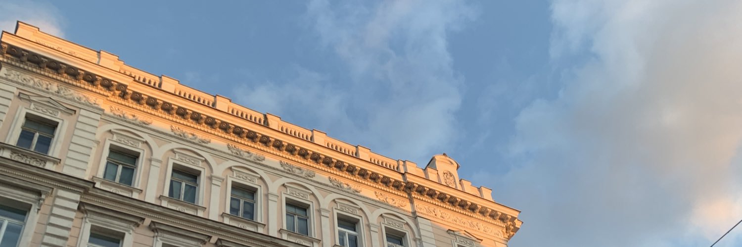 xrstynae's profile banner image