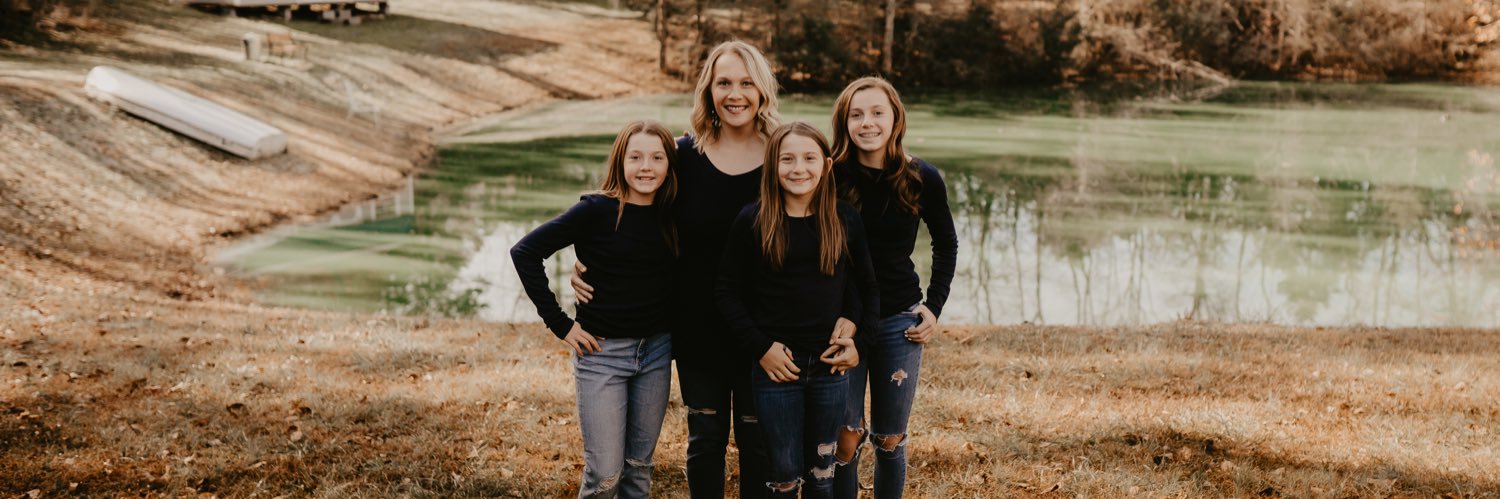 Janeen Saunders banner