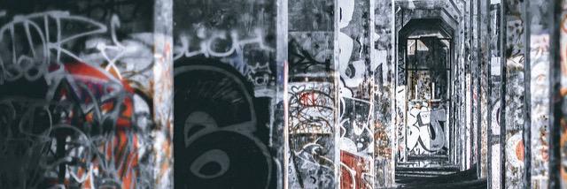 ɐʞıpɐɥɐɯ uɐʌəʇs banner