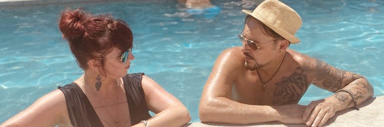 R O B • F O W L E R banner