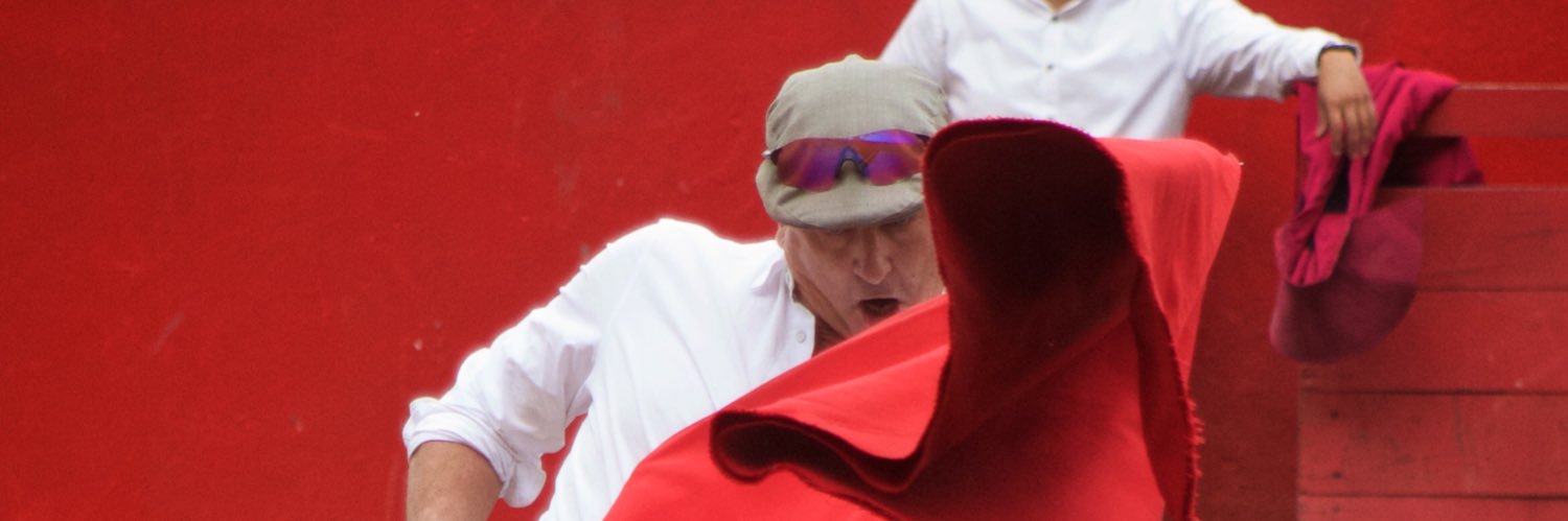 alfredopa's profile banner image