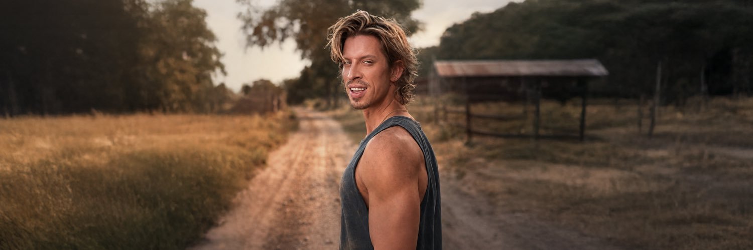 WillemBotha's profile banner image