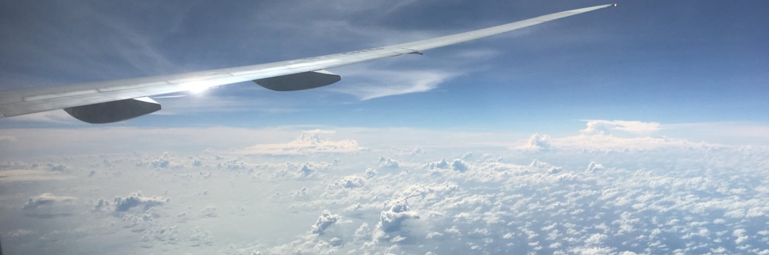 大人の戦争に子どもたちを巻き込むな banner