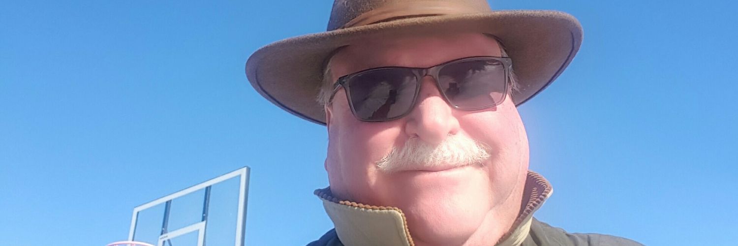 Art_Larson's profile banner image
