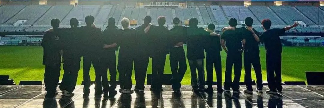 mona_kim23's profile banner image