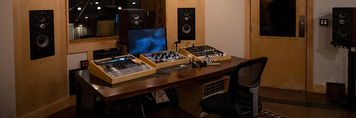 evergroove's profile banner image