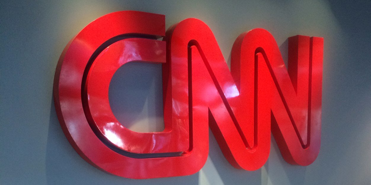 Lisa Respers France banner