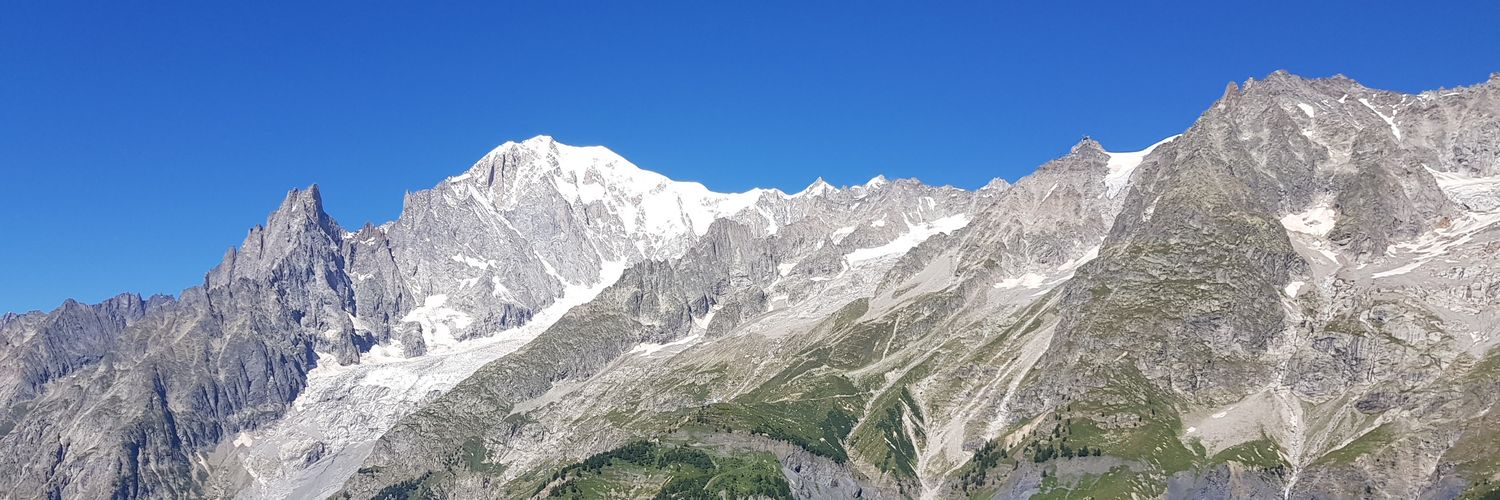 D_Ladoue's profile banner image