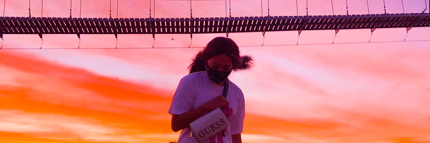 zNaJean's profile banner image