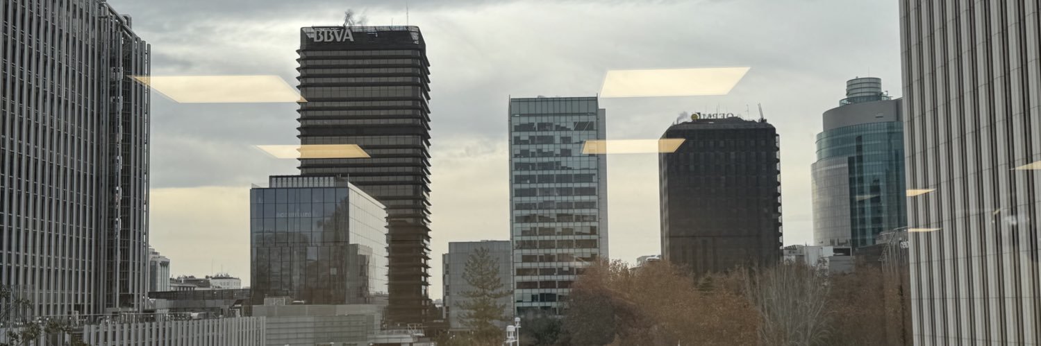 Julián Trinchet banner