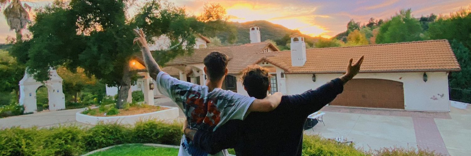 keepyouwiild's profile banner image