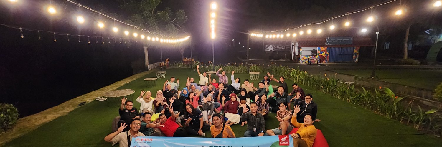 o_linaaa's profile banner image
