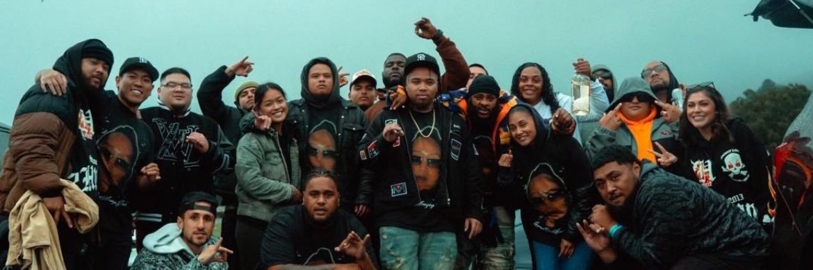 P O O K S 🥈 2 H U N N I T C O banner