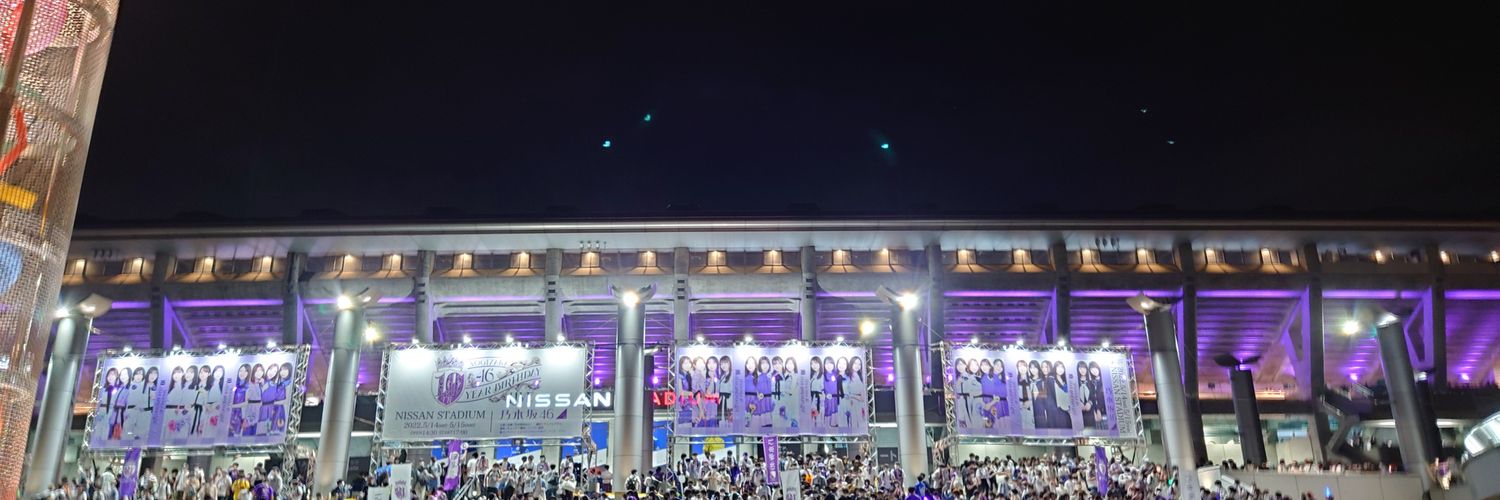 yulive26's profile banner image