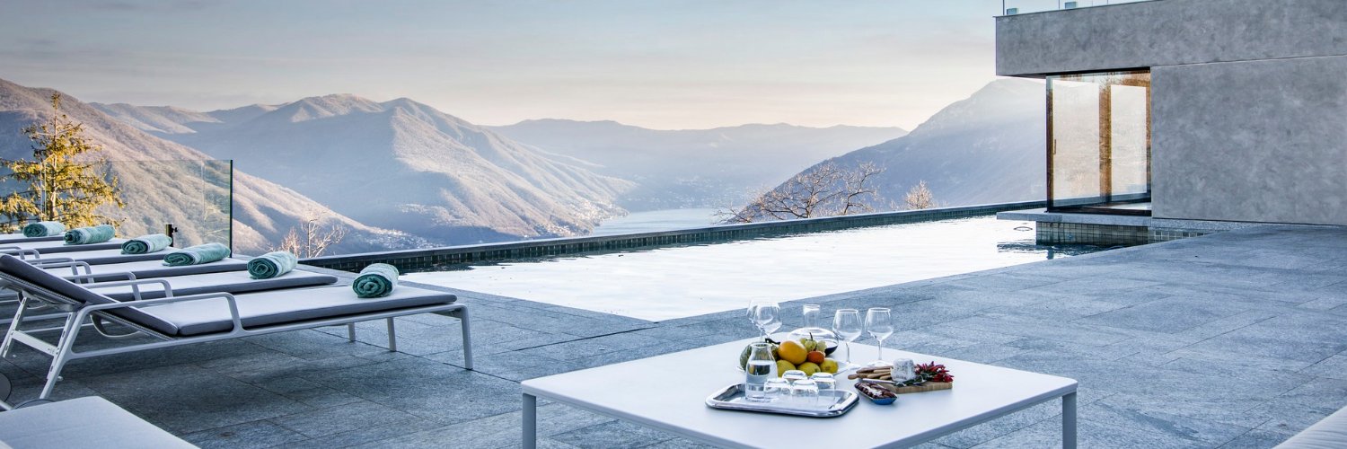 onefinestay's profile banner image