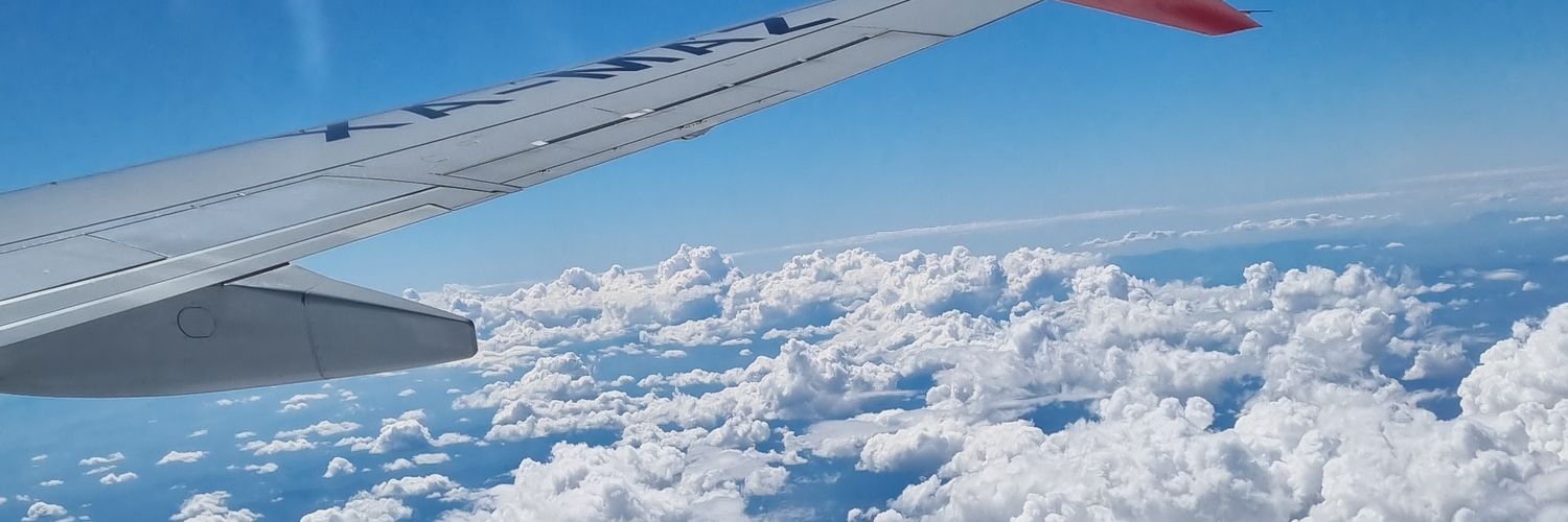 HeyMiike's profile banner image