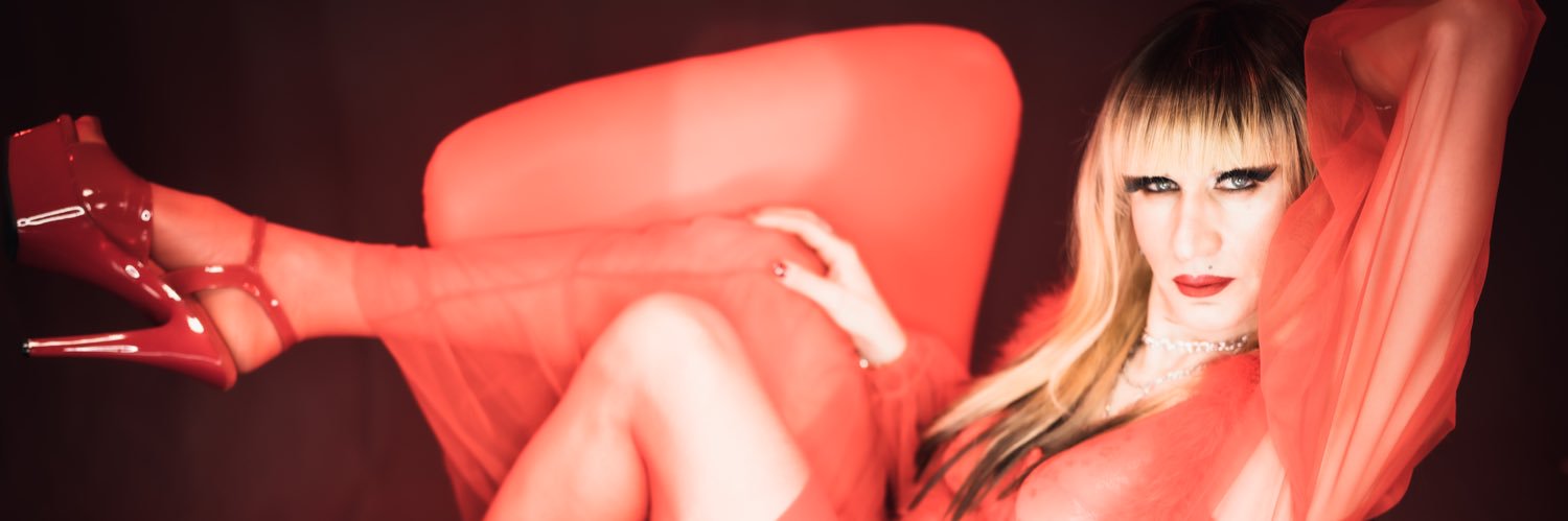 DemonacoPaula's profile banner image
