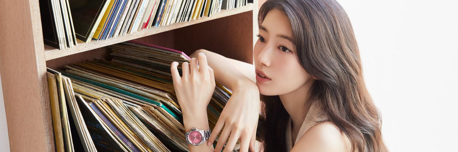 baesuzjii's profile banner image