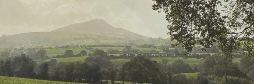 arHowes's profile banner image