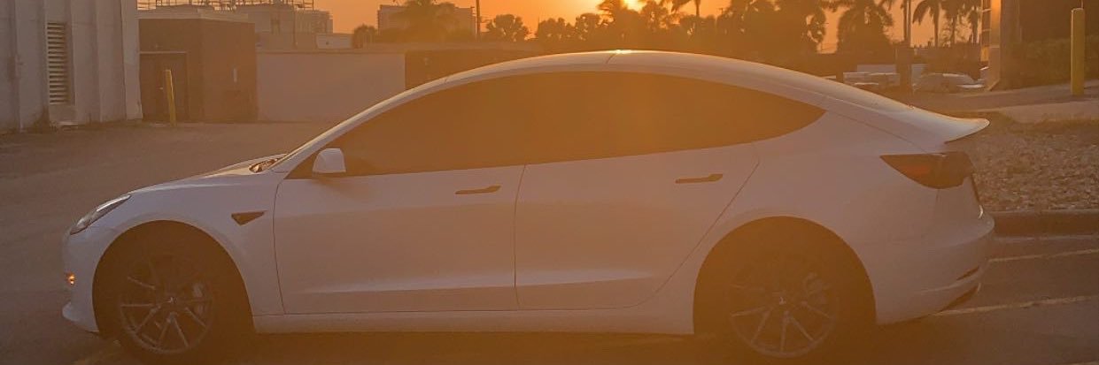 G$ banner