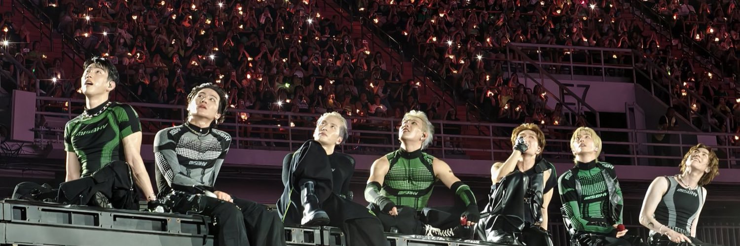 answer1404's profile banner image