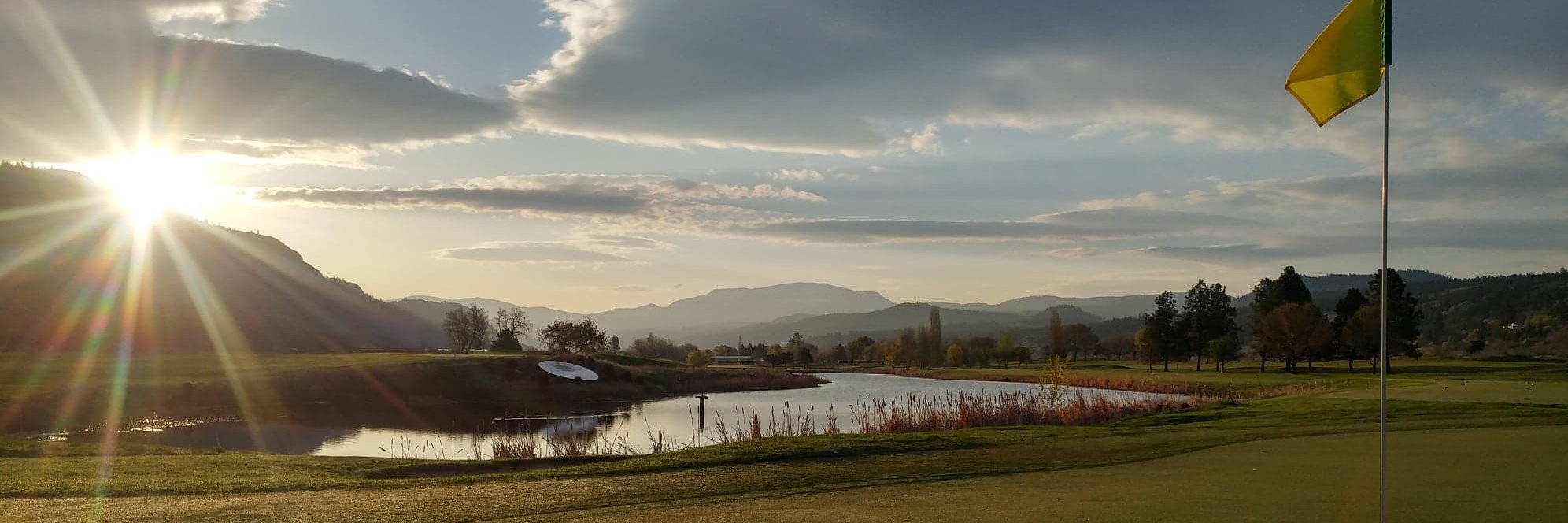 Rivershore Golf Links banner
