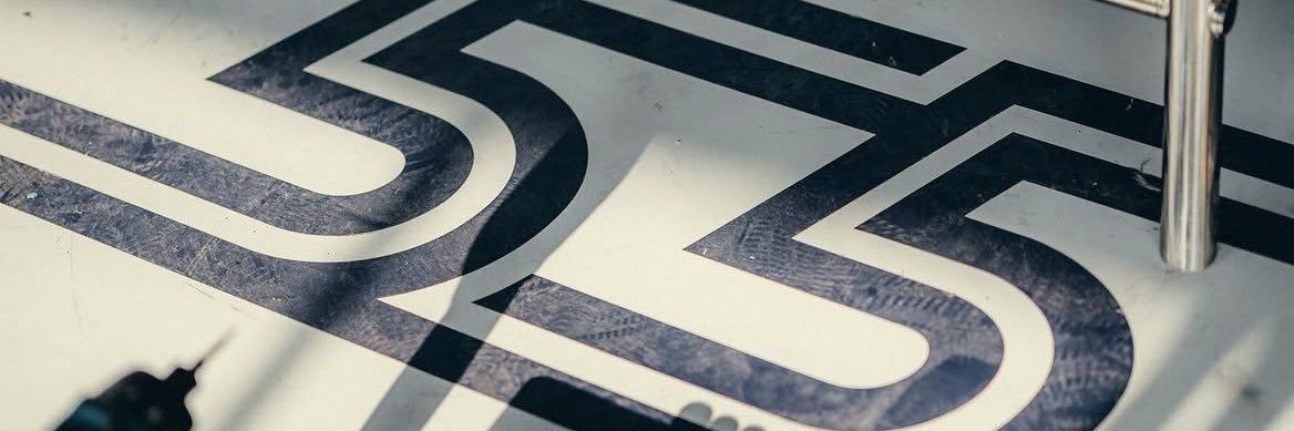 Sainz. banner
