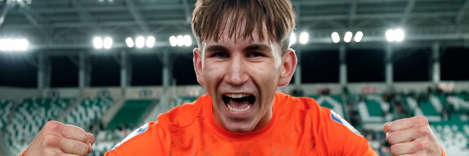 Michał Głowacki banner