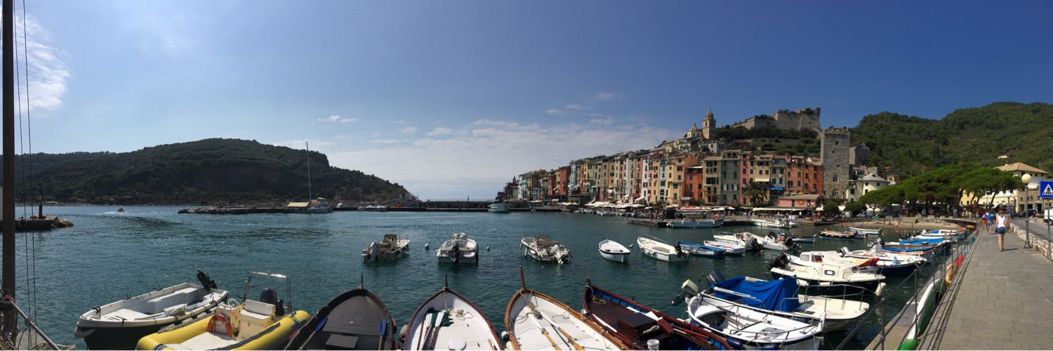 laetitia pfeiffer banner