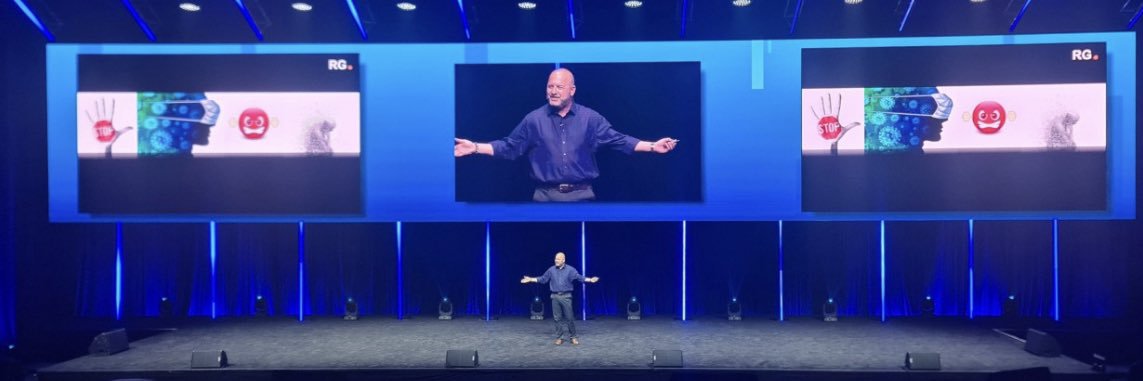 richardgerver's profile banner image