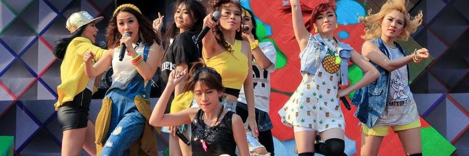 Novianatic_Love's profile banner image