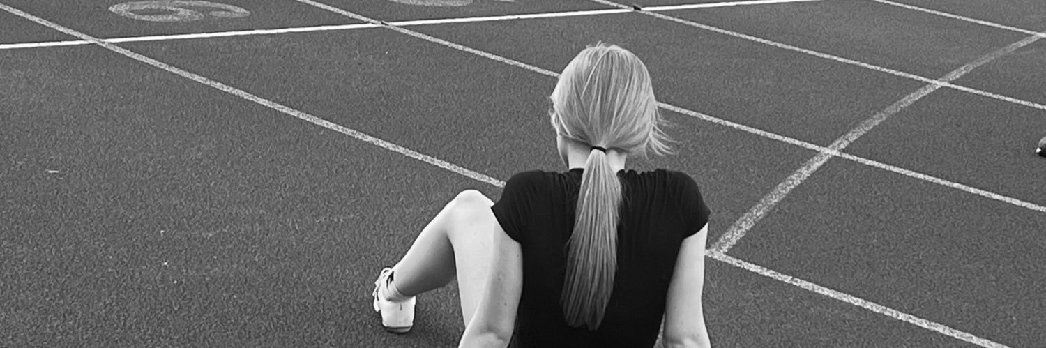 Nicki Evans banner