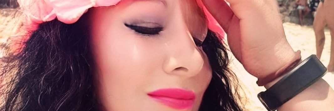 Rossannitta's profile banner image