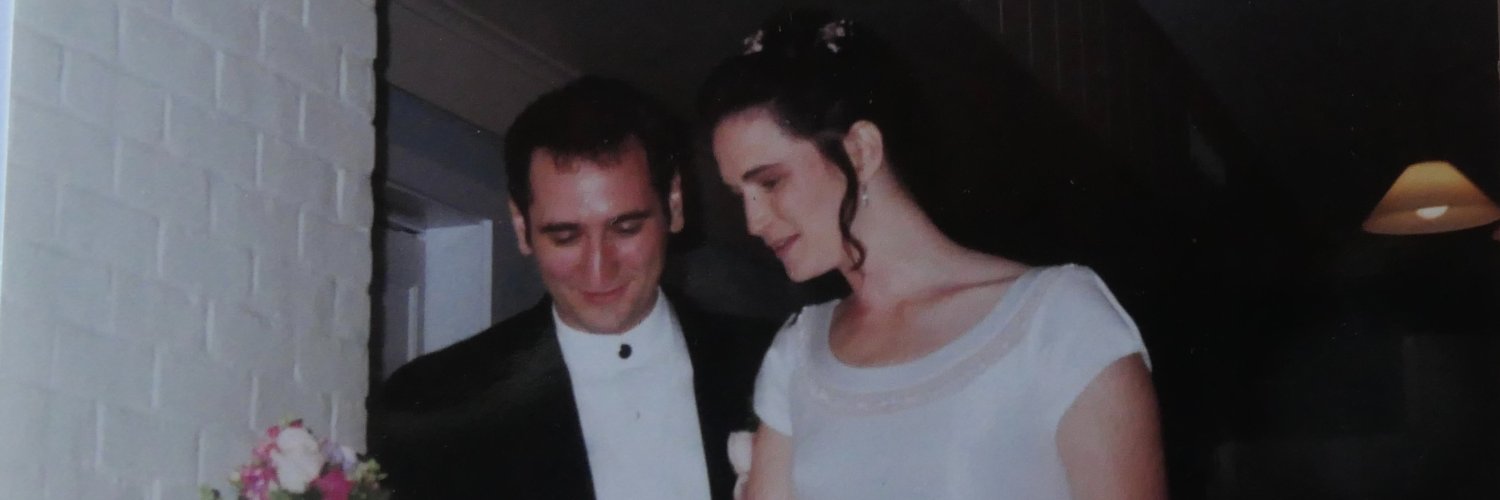 laurabar24's profile banner image